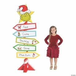 Discount 🤩 Dr. Seuss™ The Grinch Directional Sign Cardboard Stand-Up 🔔